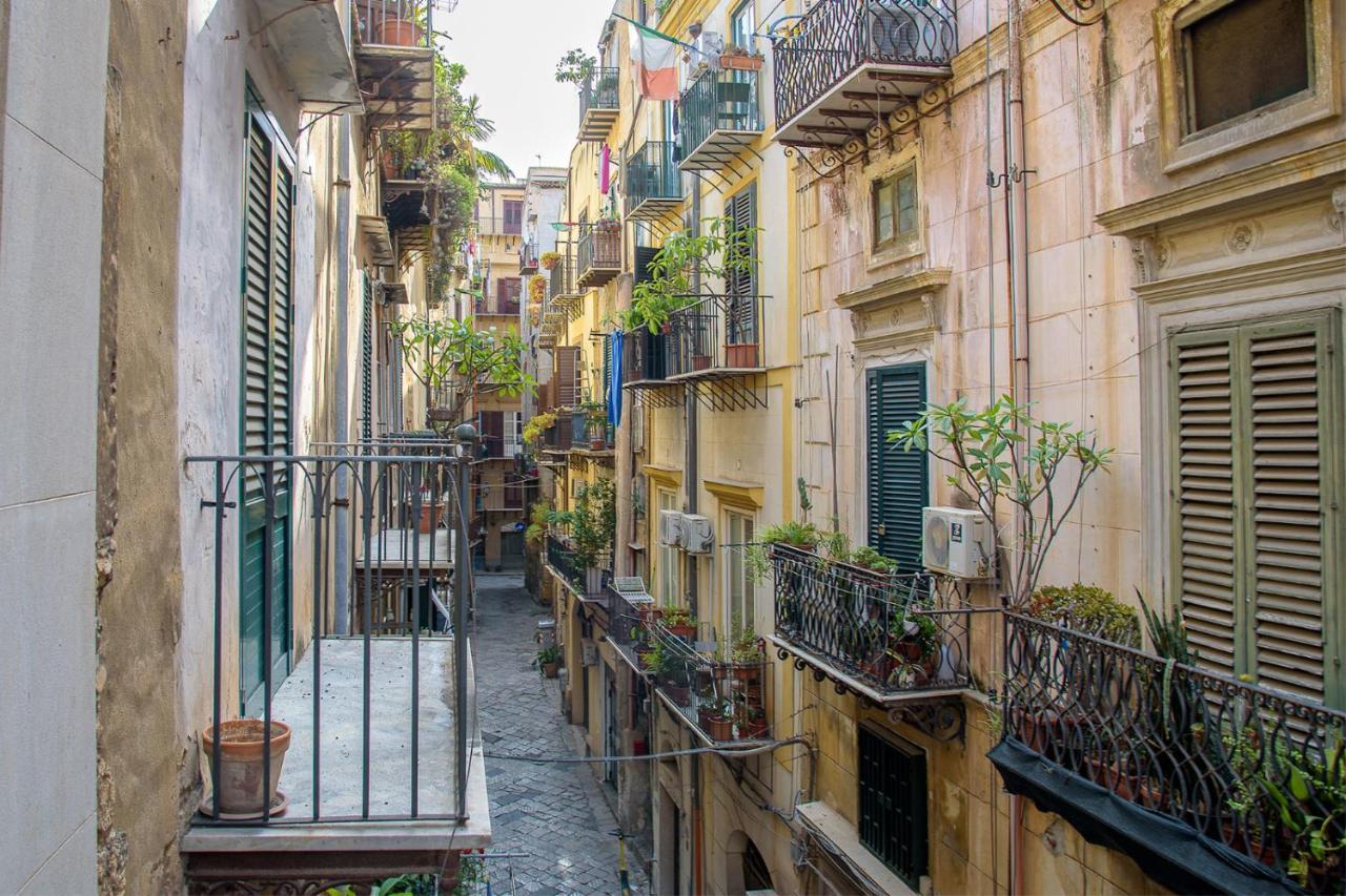 Barlaman Luxury Rooms Palermo Eksteriør billede