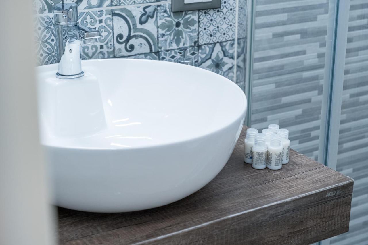 Barlaman Luxury Rooms Palermo Eksteriør billede